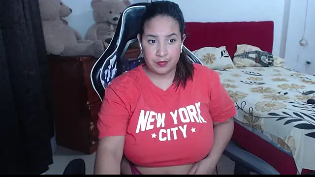 Snapshot of KathyHardcore69 chatting on 10-31-25, 12:55 KathyHardcore69 online show from 10-31-25, 12:55