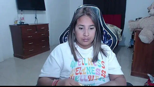 Snapshot of KathyHardcore69 chatting on 12-05-25, 03:37 KathyHardcore69 online show from 12-05-25, 03:37