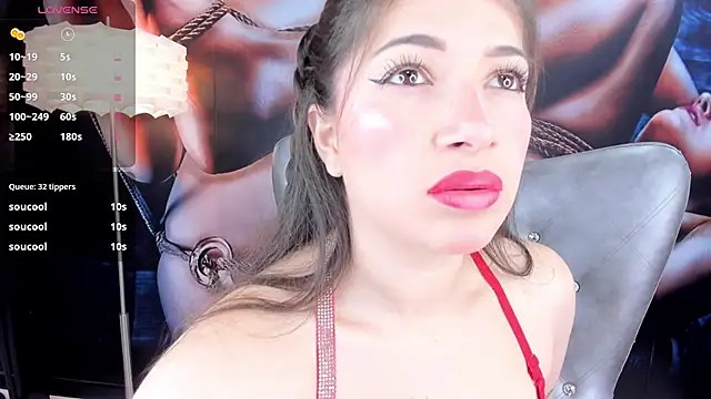 Snapshot of miss__pamela chatting on 12-12-24, 11:07 miss pamela online show from 12-12-24, 11:07