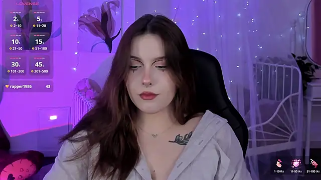 CoralineKeyns online show from 02-14-25, 08:42