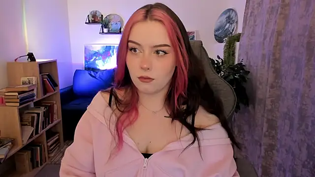 CoralineKeyns online show from 04-18-26, 04:05