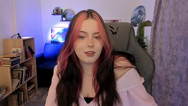 CoralineKeyns online show from 04-23-26, 05:30