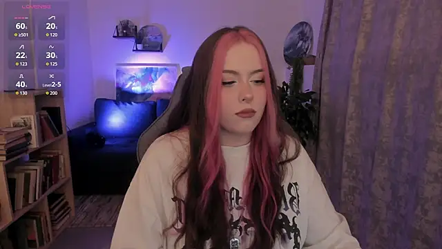 CoralineKeyns online show from 07-11-26, 02:47