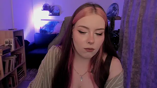 CoralineKeyns online show from 07-22-26, 05:32