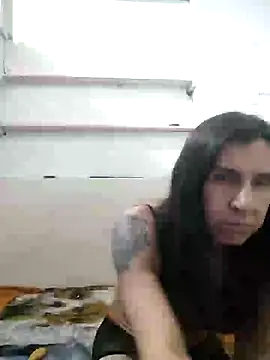 Cameron puppy online show from 05-12-26, 04:31