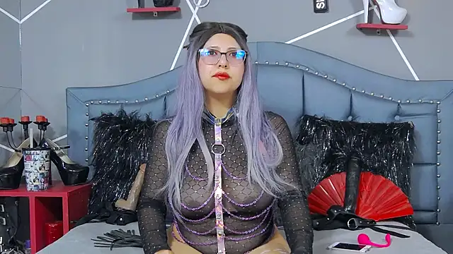 Evangeline online show from 02-17-25, 11:09