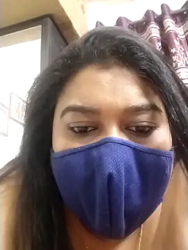 Snapshot of indianlisa5 chatting on 10-19-25, 07:58 indianlisa5 online show from 10-19-25, 07:58