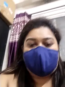 indianlisa5 online show from 04-18-26, 07:18