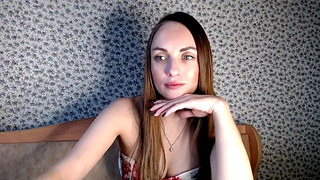 Snapshot of Tinadream20 chatting on 11-15-25, 09:06 Tinadream20 online show from 11-15-25, 09:06