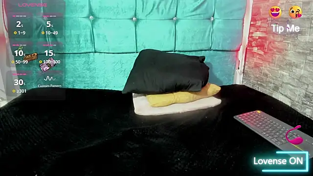 Cloee66 online show from 11-14-25, 12:26