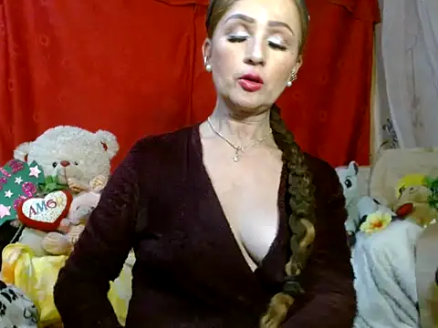 hottieperla online show from 05-16-26, 07:23