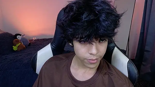 Alan26  online show from 04-02-26, 07:17