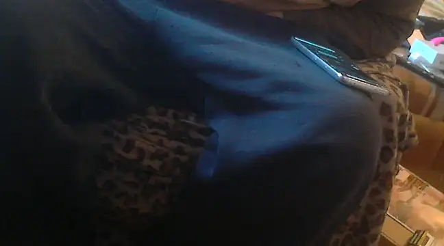 Snapshot of T-onyi chatting on 02-21-25, 08:29 T-onyi online show from 02-21-25, 08:29