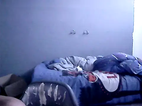 Snapshot of twinkerbell344 chatting on 02-23-25, 01:35 twinkerbell344 online show from 02-23-25, 01:35