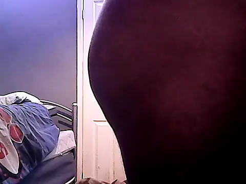 Snapshot of twinkerbell344 chatting on 09-12-25, 12:00 twinkerbell344 online show from 09-12-25, 12:00