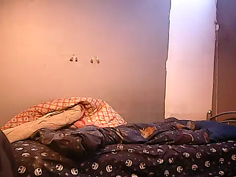 twinkerbell344 online show from 03-12-26, 10:32