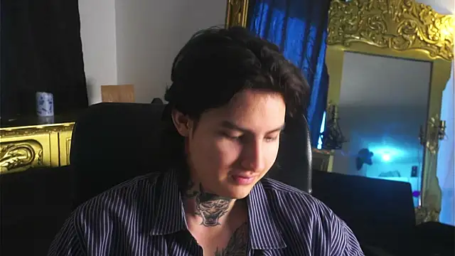 Snapshot of dantecoppolaa_ chatting on 01-14-25, 03:04 dantecoppolaa online show from 01-14-25, 03:04