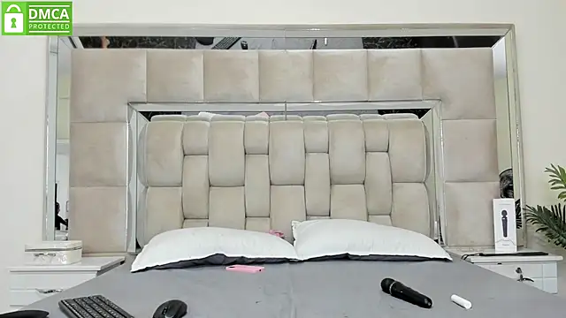 stefany520 online show from 02-08-25, 07:38