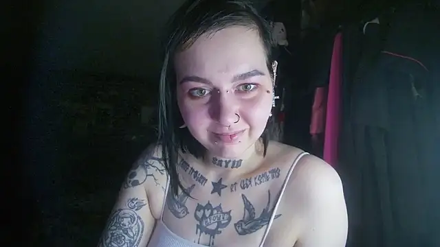 MoorderxDoll online show from 01-10-25, 11:08