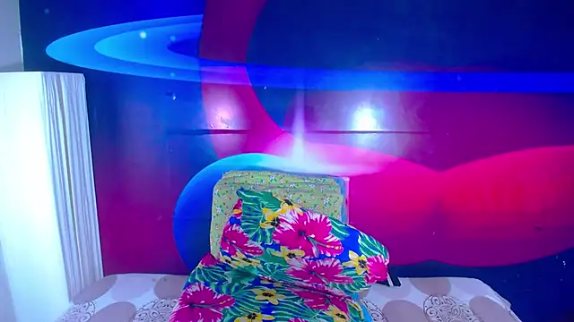 Snapshot of Cristalxxts chatting on 01-31-25, 04:38 Cristalxxts online show from 01-31-25, 04:38