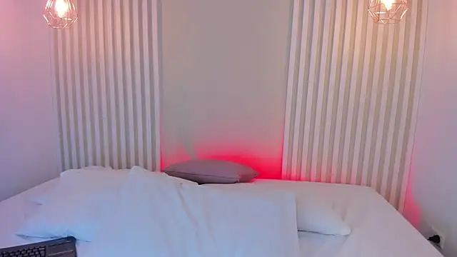 Snapshot of aprilalen chatting on 01-03-25, 06:55 aprilalen online show from 01-03-25, 06:55