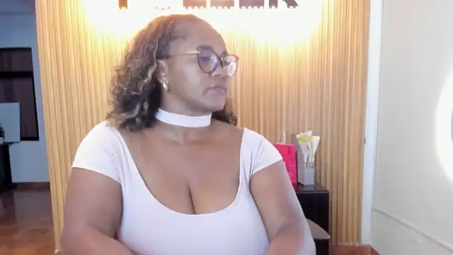 AliciaMiilf online show from 02-11-25, 03:08