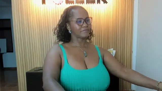 AliciaMiilf online show from 02-11-25, 07:05