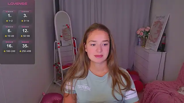 Snapshot of LovelyJessie chatting on 02-23-26, 02:03 LovelyJessie online show from 02-23-26, 02:03