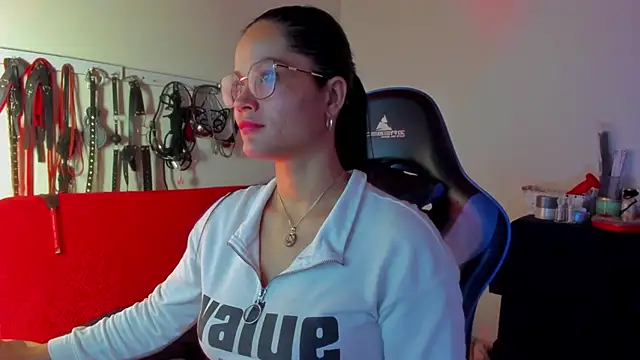 scarlet-kennedy98 online show from 02-04-26, 08:47