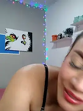 Snapshot of LuCKy_JoK chatting on 12-04-24, 01:31 LuCKy JoK online show from 12-04-24, 01:31