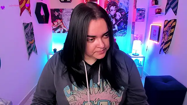 Snapshot of Luise_Meyrink chatting on 12-26-24, 03:16 Luise Meyrink online show from 12-26-24, 03:16