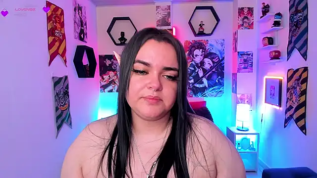 Snapshot of Luise_Meyrink chatting on 12-26-24, 10:05 Luise Meyrink online show from 12-26-24, 10:05