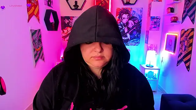 Snapshot of Luise_Meyrink chatting on 12-31-24, 02:29 Luise Meyrink online show from 12-31-24, 02:29