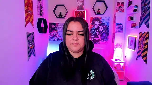 Snapshot of Luise_Meyrink chatting on 01-05-25, 08:54 Luise Meyrink online show from 01-05-25, 08:54