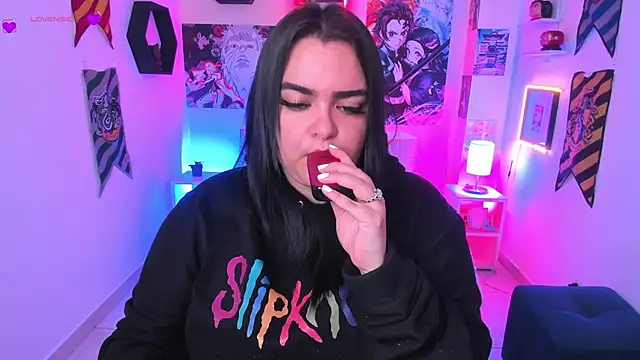 Snapshot of Luise_Meyrink chatting on 01-07-25, 08:45 Luise Meyrink online show from 01-07-25, 08:45