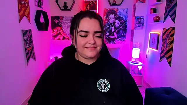 Snapshot of Luise_Meyrink chatting on 01-10-25, 08:51 Luise Meyrink online show from 01-10-25, 08:51