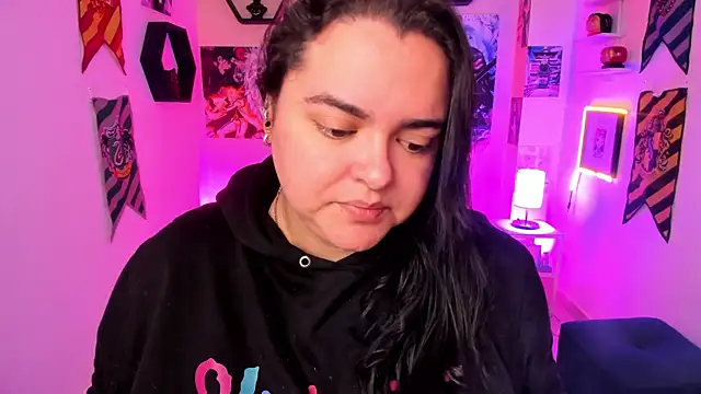 Snapshot of Luise_Meyrink chatting on 01-11-25, 02:52 Luise Meyrink online show from 01-11-25, 02:52