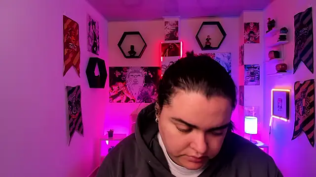 Snapshot of Luise_Meyrink chatting on 01-12-25, 02:45 Luise Meyrink online show from 01-12-25, 02:45