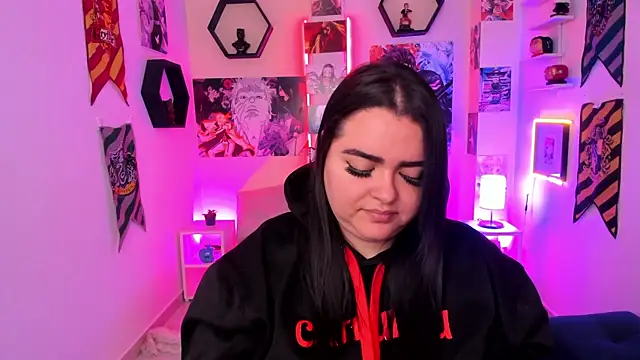 Snapshot of Luise_Meyrink chatting on 01-31-25, 08:11 Luise Meyrink online show from 01-31-25, 08:11