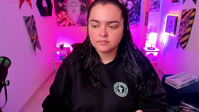 Snapshot of Luise_Meyrink chatting on 02-07-25, 02:50 Luise Meyrink online show from 02-07-25, 02:50