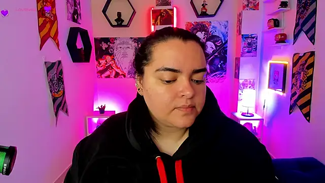 Snapshot of Luise_Meyrink chatting on 02-08-25, 02:58 Luise Meyrink online show from 02-08-25, 02:58