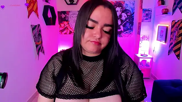 Snapshot of Luise_Meyrink chatting on 02-08-25, 06:01 Luise Meyrink online show from 02-08-25, 06:01