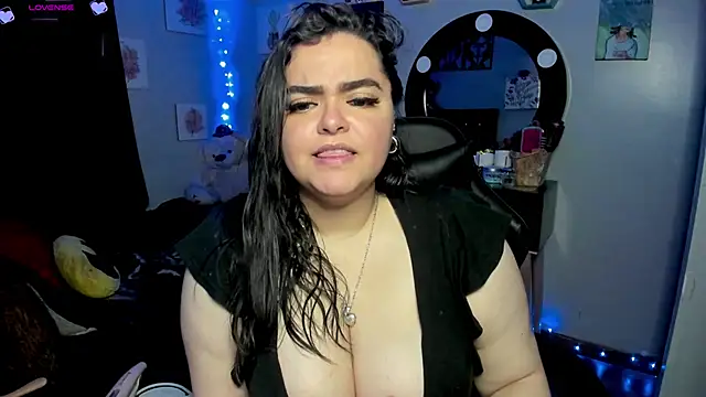 Snapshot of Luise_Meyrink chatting on 02-26-25, 06:26 Luise Meyrink online show from 02-26-25, 06:26