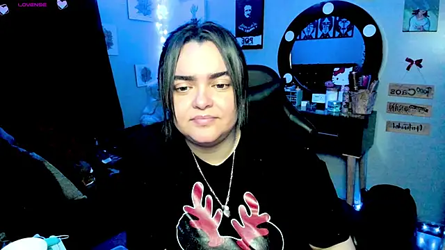 Snapshot of Luise_Meyrink chatting on 03-05-25, 06:54 Luise Meyrink online show from 03-05-25, 06:54