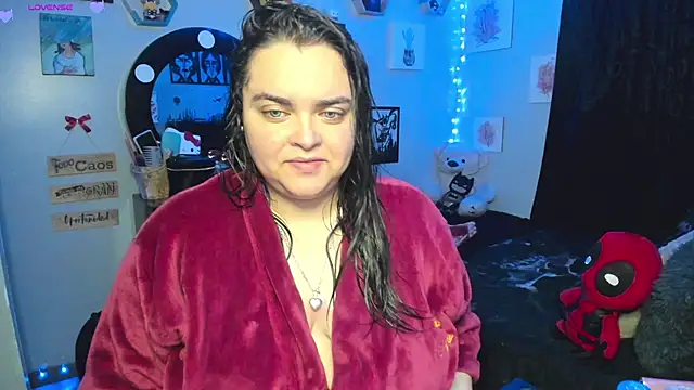 Snapshot of Luise_Meyrink chatting on 03-22-25, 04:03 Luise Meyrink online show from 03-22-25, 04:03