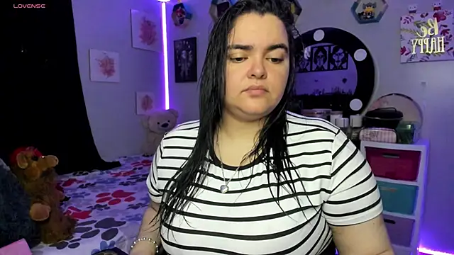 Snapshot of Luise_Meyrink chatting on 09-10-25, 03:17 Luise Meyrink online show from 09-10-25, 03:17