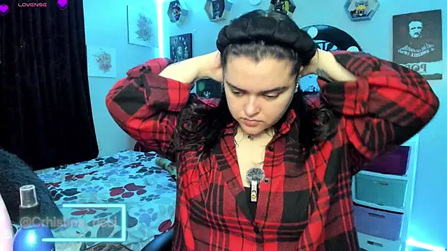 Snapshot of Luise_Meyrink chatting on 09-21-25, 02:24 Luise Meyrink online show from 09-21-25, 02:24