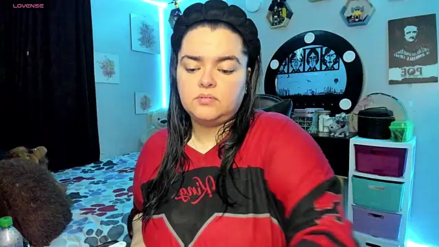 Snapshot of Luise_Meyrink chatting on 09-23-25, 02:47 Luise Meyrink online show from 09-23-25, 02:47