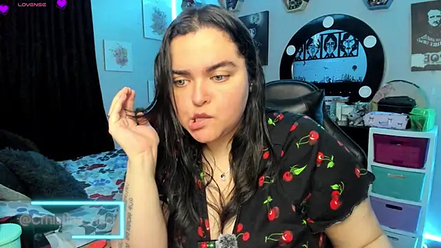 Snapshot of Luise_Meyrink chatting on 09-24-25, 03:32 Luise Meyrink online show from 09-24-25, 03:32