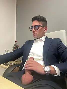 masterboss  online show from 12-18-25, 07:53